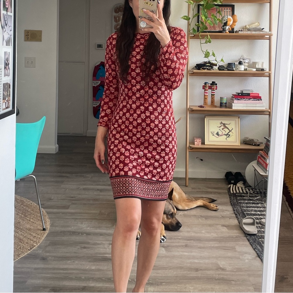 Long sleeve red pattern dress